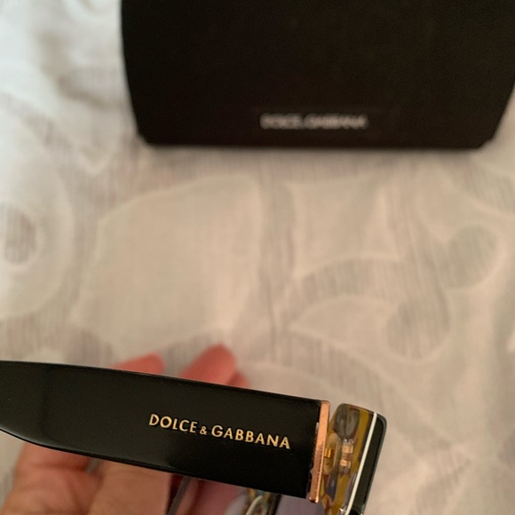 Dolce&Gabbana sun glasses authentic - Picture 10 of 15